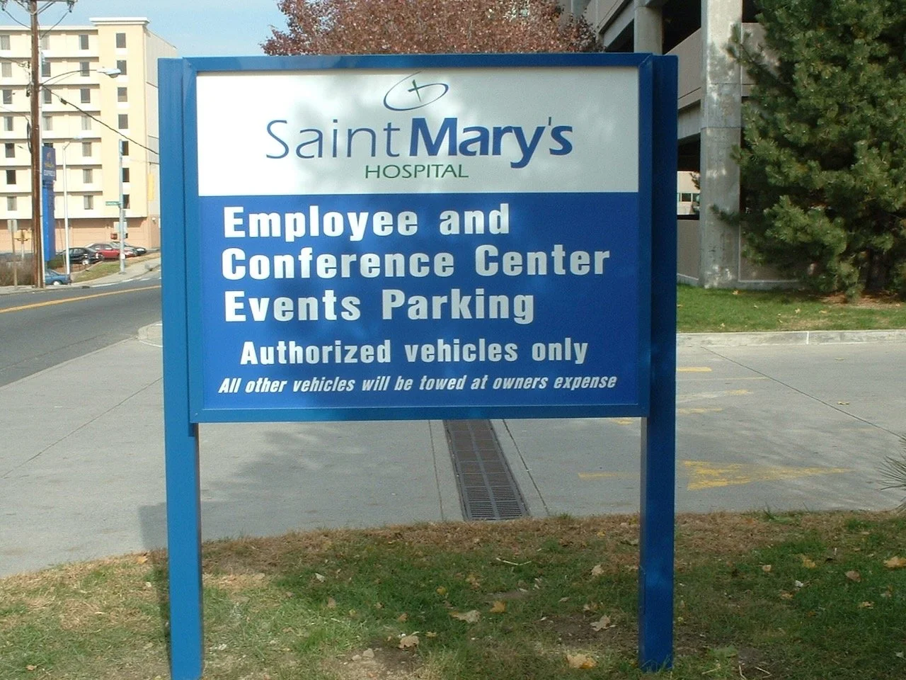 Connecticut-Hospital-Signs - 1 (1).jpeg