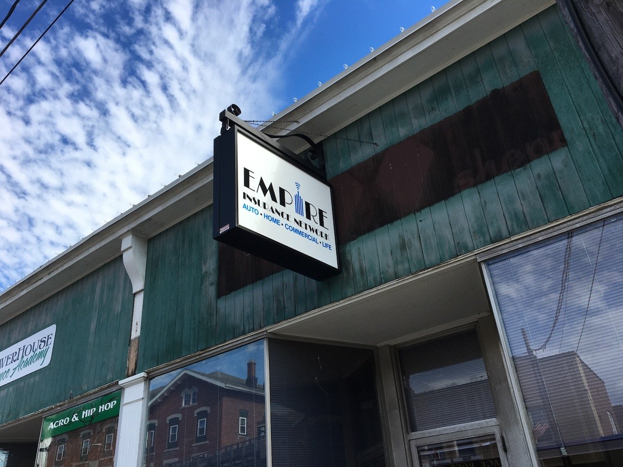 Connecticut-Blade-Signs - 1.jpeg