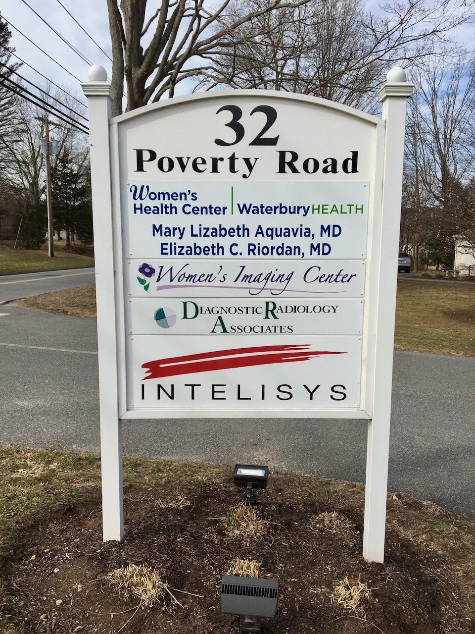 Medical-Office-Road-Entrance-Sign - 1.jpeg