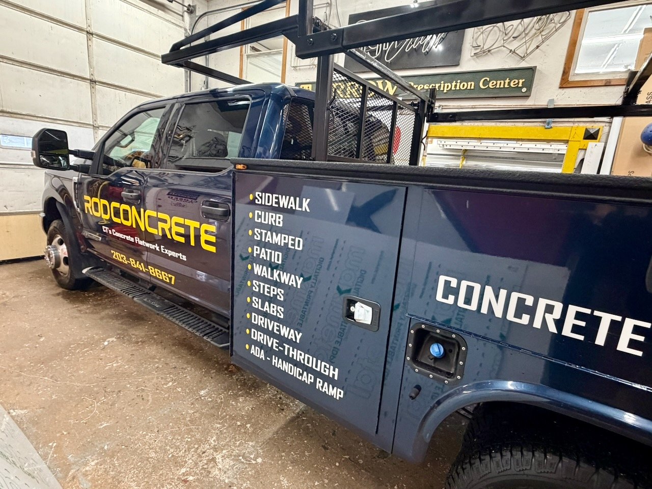 CT-Signs-Truck-Lettering-Vinyl-Graphics - 5.jpeg