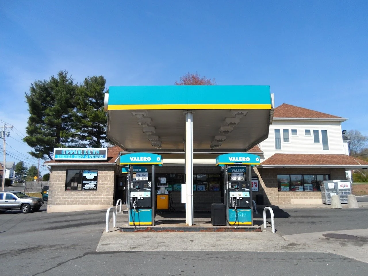 Connecticut-GasStation-Signs - 4.jpeg