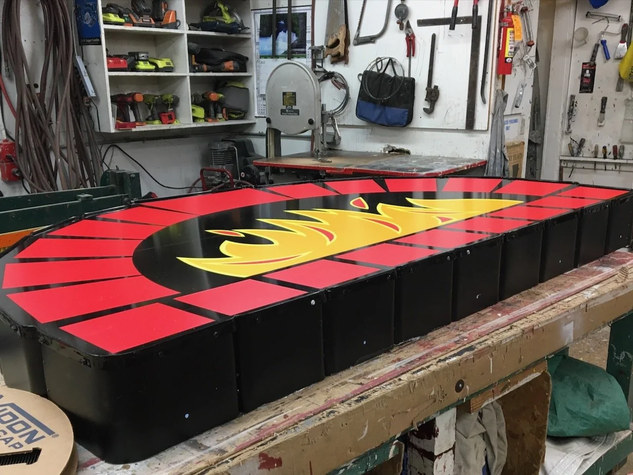 Illuminated-Graphic-Sign-For-Restaurant - 1.jpeg