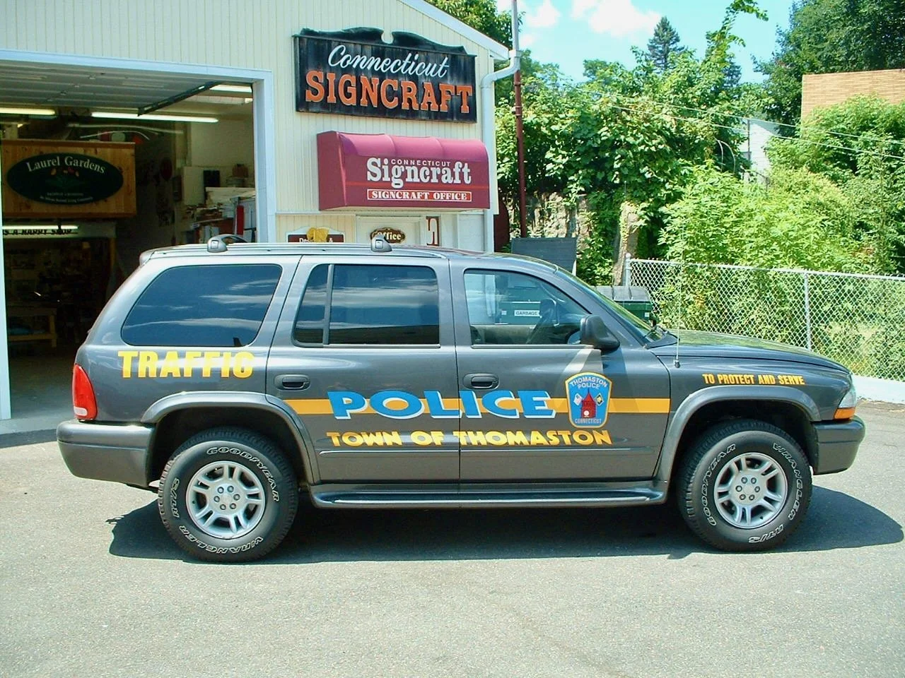 Vehicle-Graphics-Lettering - 3.jpeg