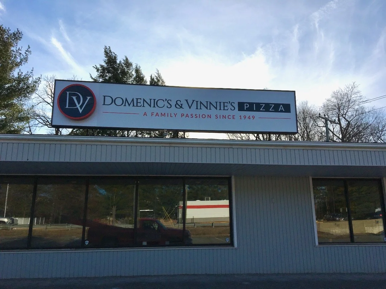 Horizontal-Lighted-Box-Sign-For-Pizza-Restaurant - 1.jpeg