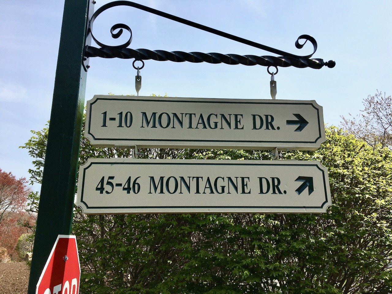 Connecticut-Wayfinding-Signs - 1.jpeg