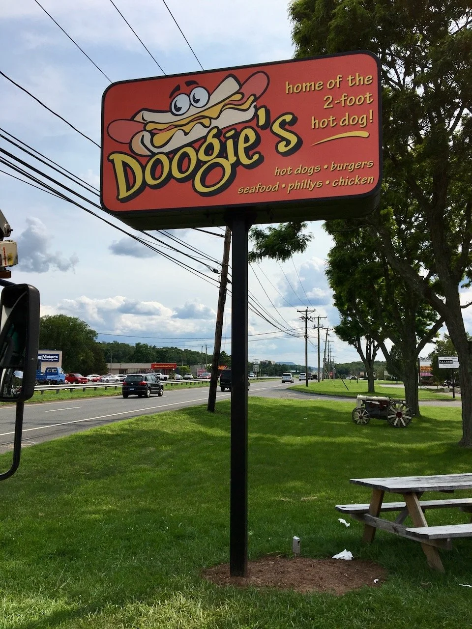 Vertical-Lighted-Box-Sign-For-Hotdog-Stand - 1.jpeg