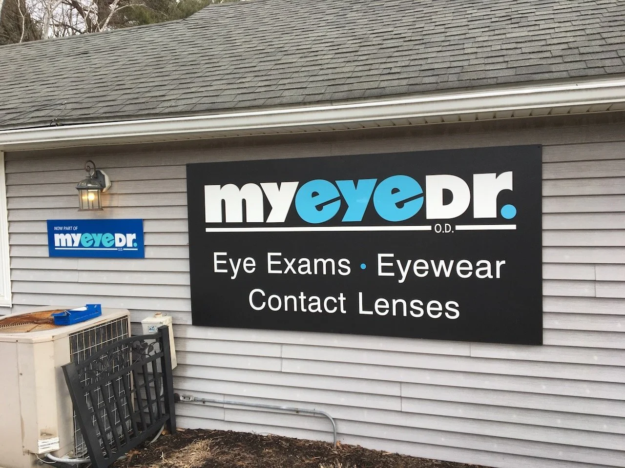 Connecticut-Eye-Doctor-Signs - 1 (2).jpeg