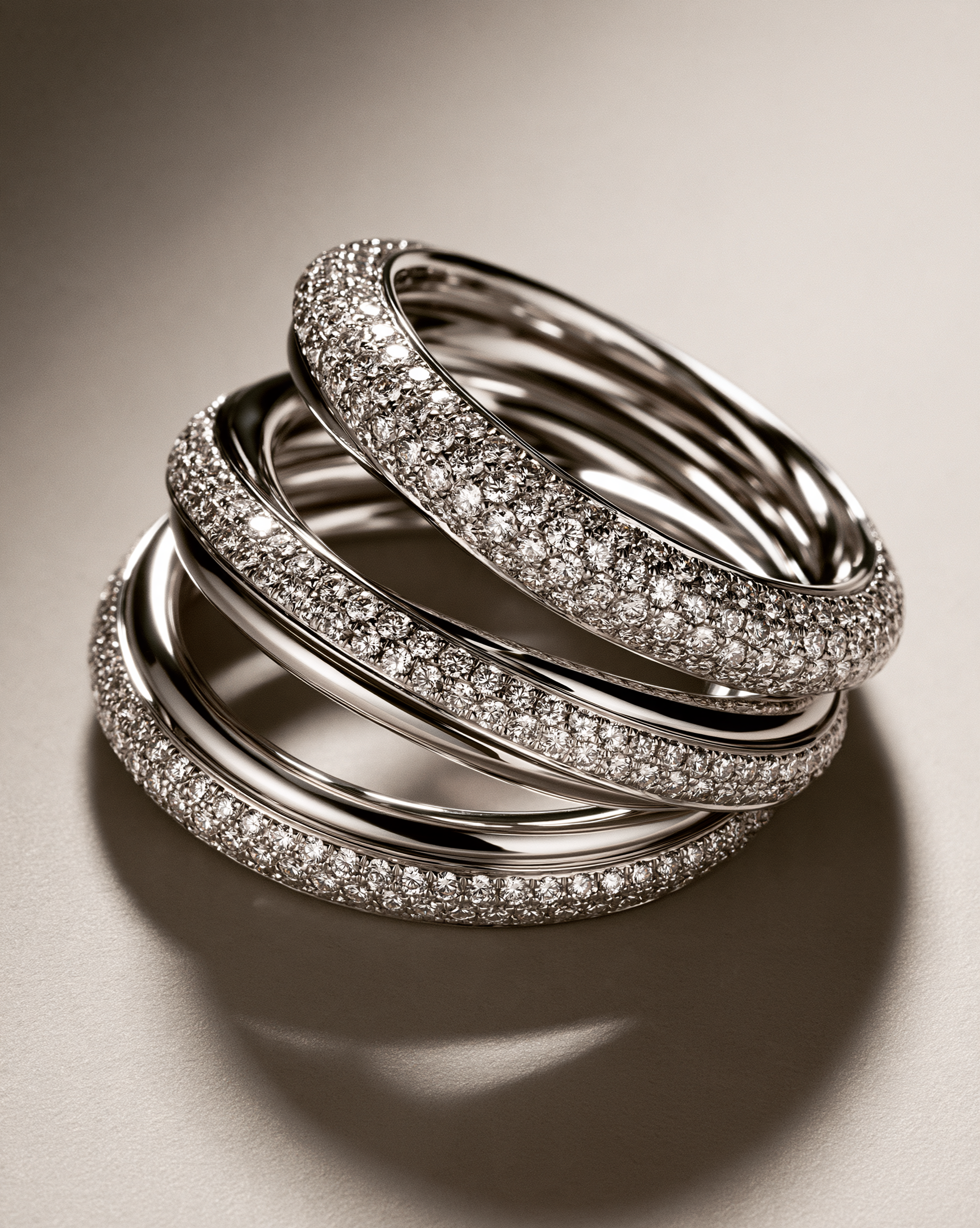 idkagency_Hyper_realistic_luxury_jewelry_still_life_photograp_c52f7983-6f07-4f13-8c7c-d5492c0a23a4_1.png