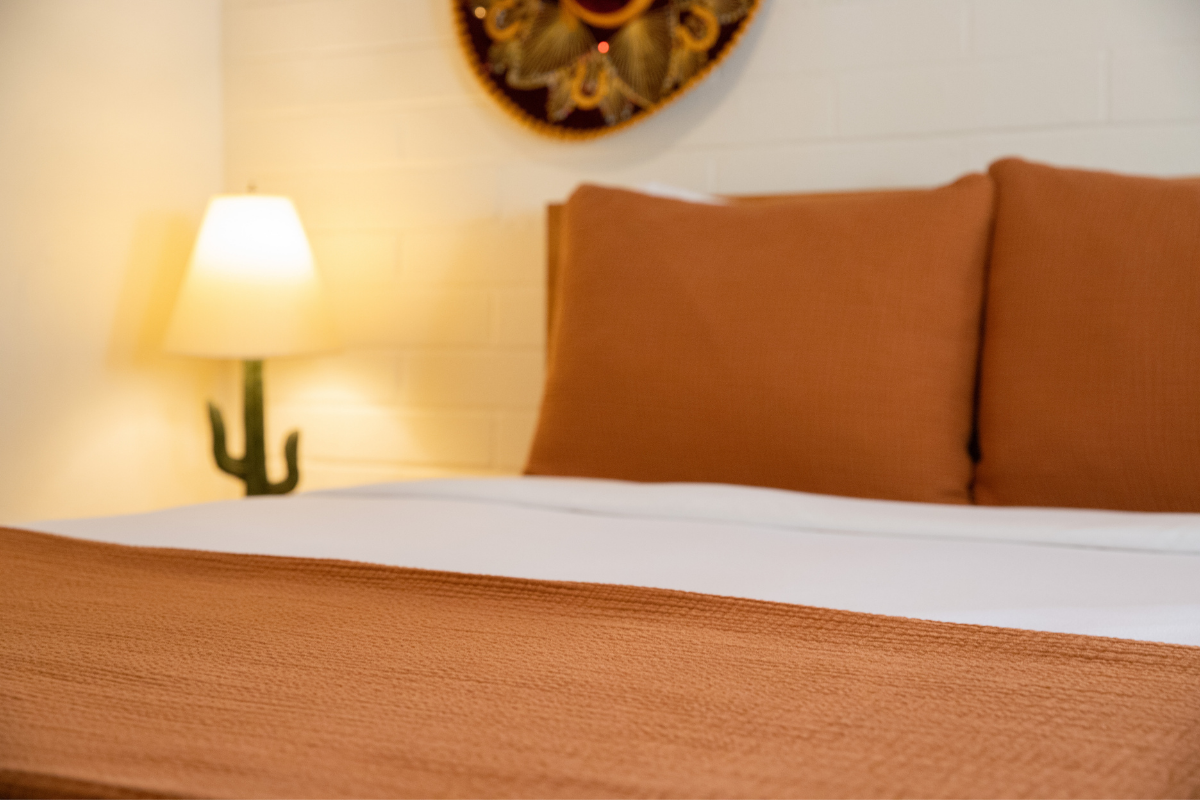 Bedding and Southwest details in the Saguaro Casita