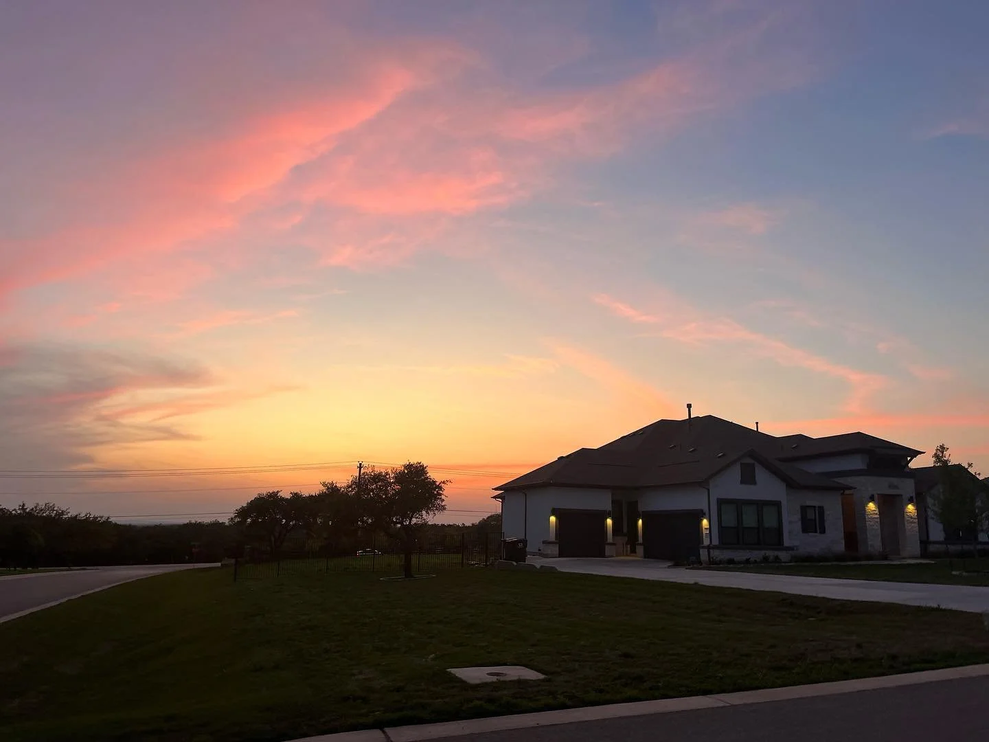 A beautiful Texas sunset from the last week. Feeling grateful and blessed despite all the changes in life happening at the moment.