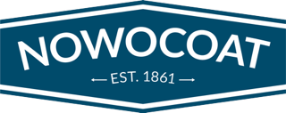 Logo mit dem Text "NOWOCOAT" und "EST. 1861"
