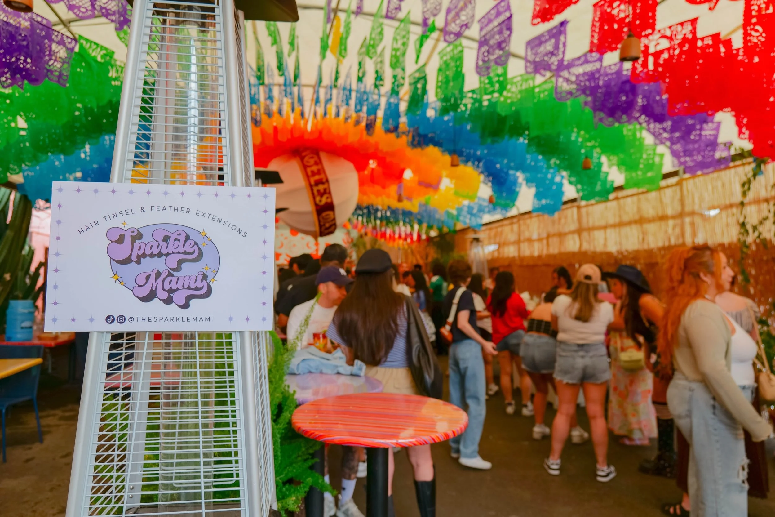 Summer is hereeee and the girlies showed out today! Third event @laguelaguetza with @allierockk. Thank you for letting me be part of such an amazing event, I always look forward to coming back! ⭐️🩷

Thank you @rafa_alvv for capturing these wonderful