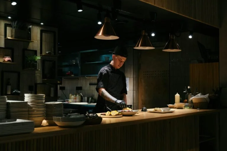 Cooks and Chefs Jobs Reach All-Time High in the US, While Food & Beverage Serving Jobs Lag Below Pre-pandemic Levels