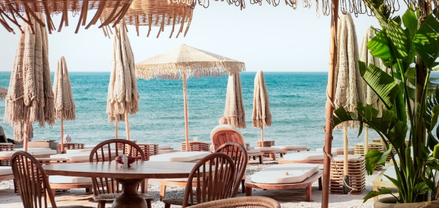 Luxury beachfront resort in the Caribbean representing hospitality leadership opportunities placed by DC Global Talent, a hospitality recruitment firm.