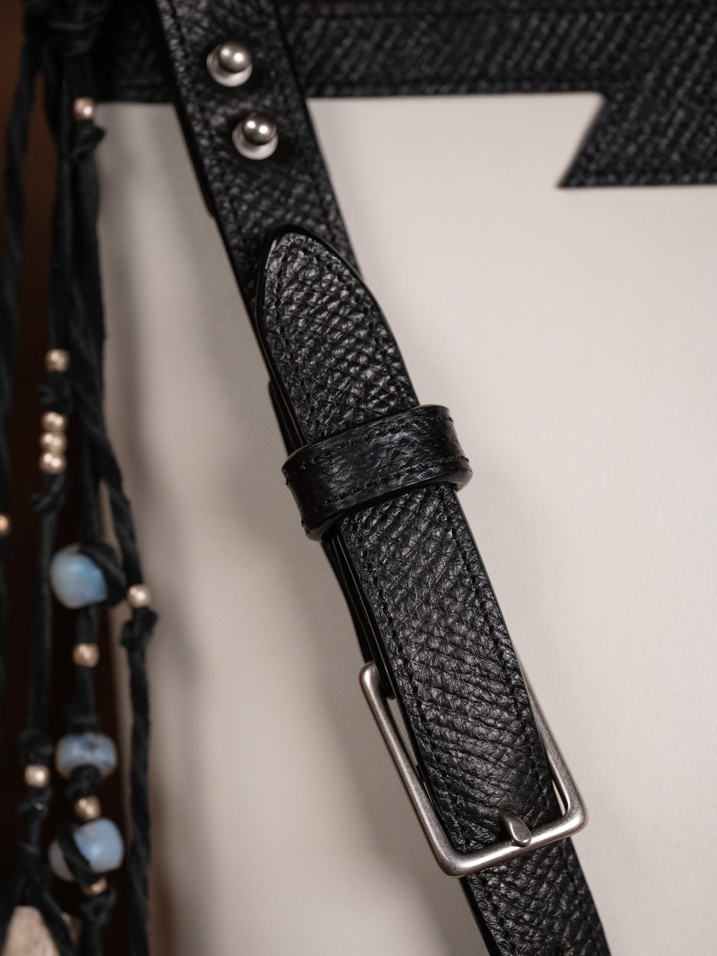 Day Tripper B&W Handl2 2.jpg