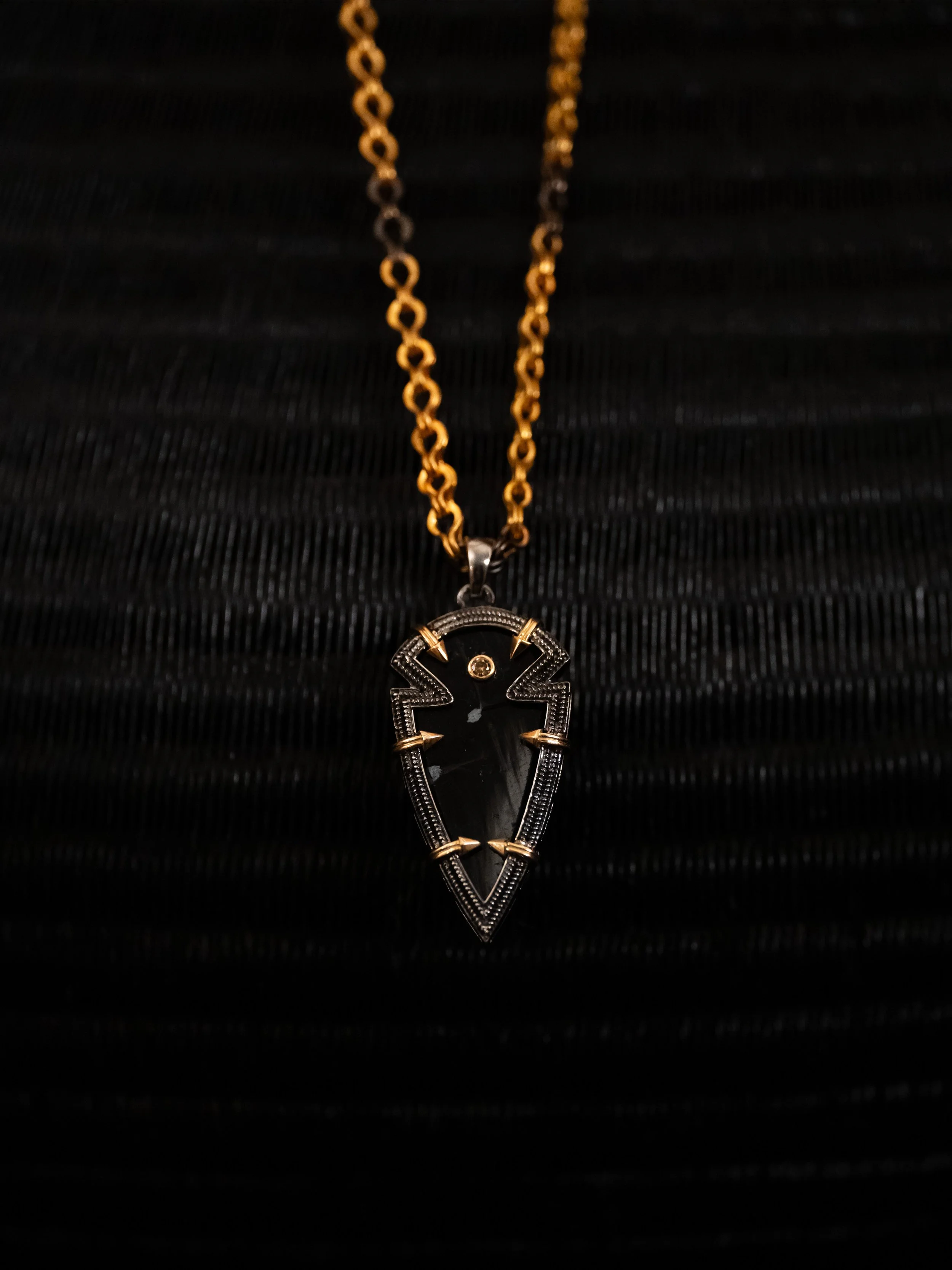 Simple Arrowhead-Champagne and Obsidian Full.jpg