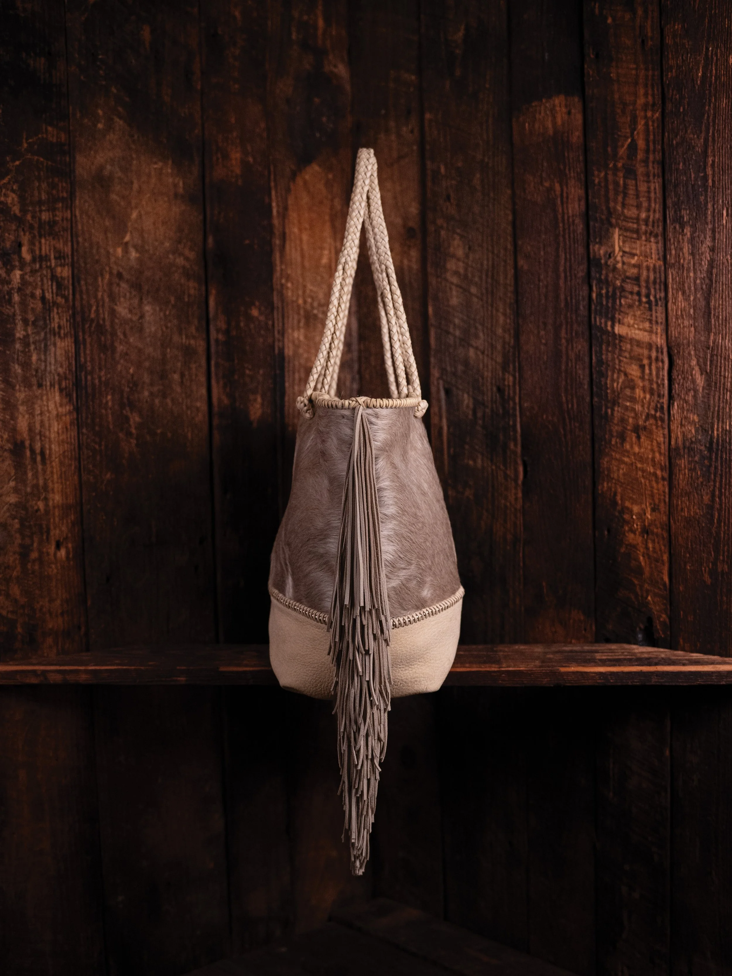 Side Profile Skadi Tote.jpg