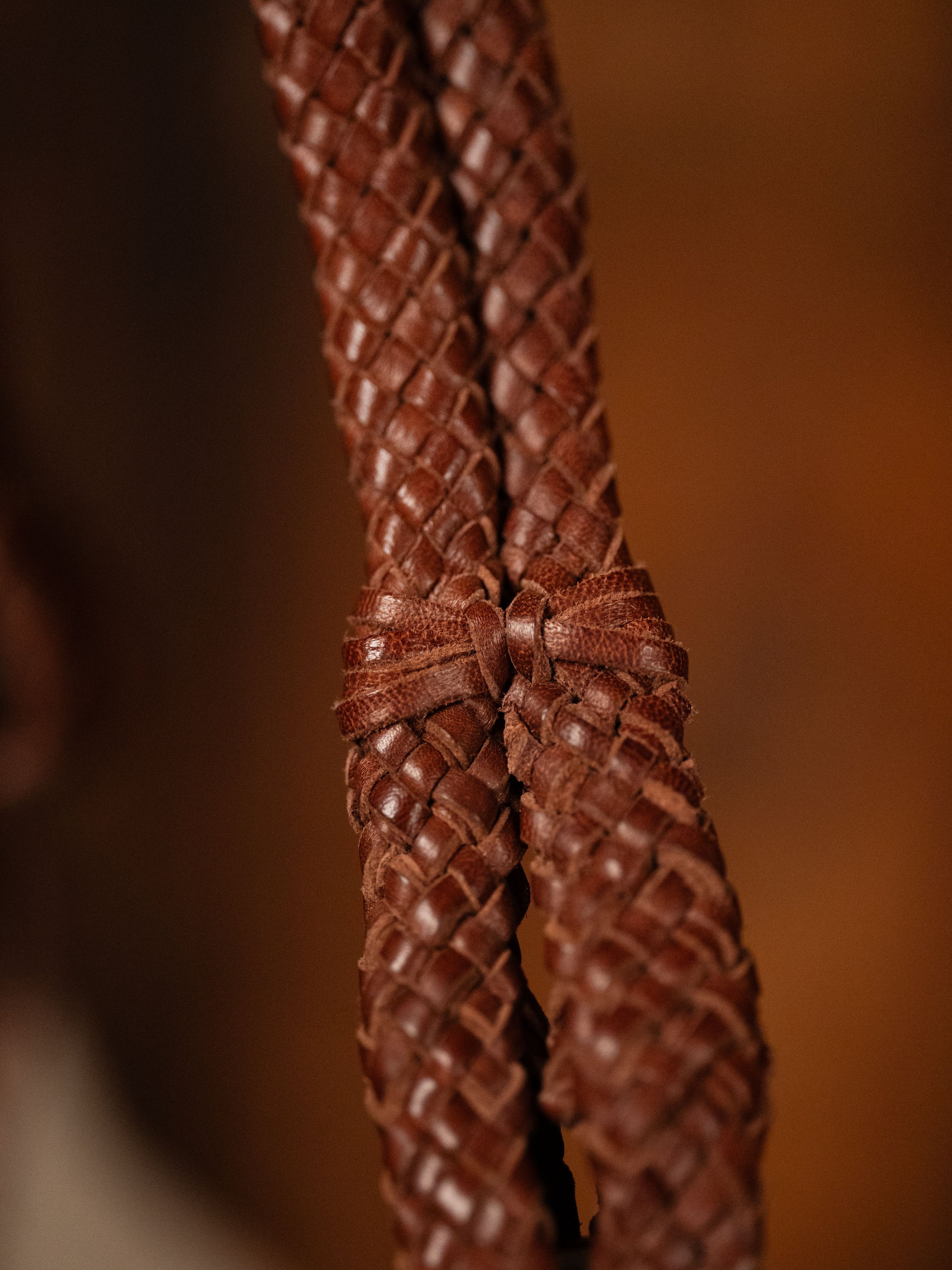 Innana Brown&White Handle 1.jpg