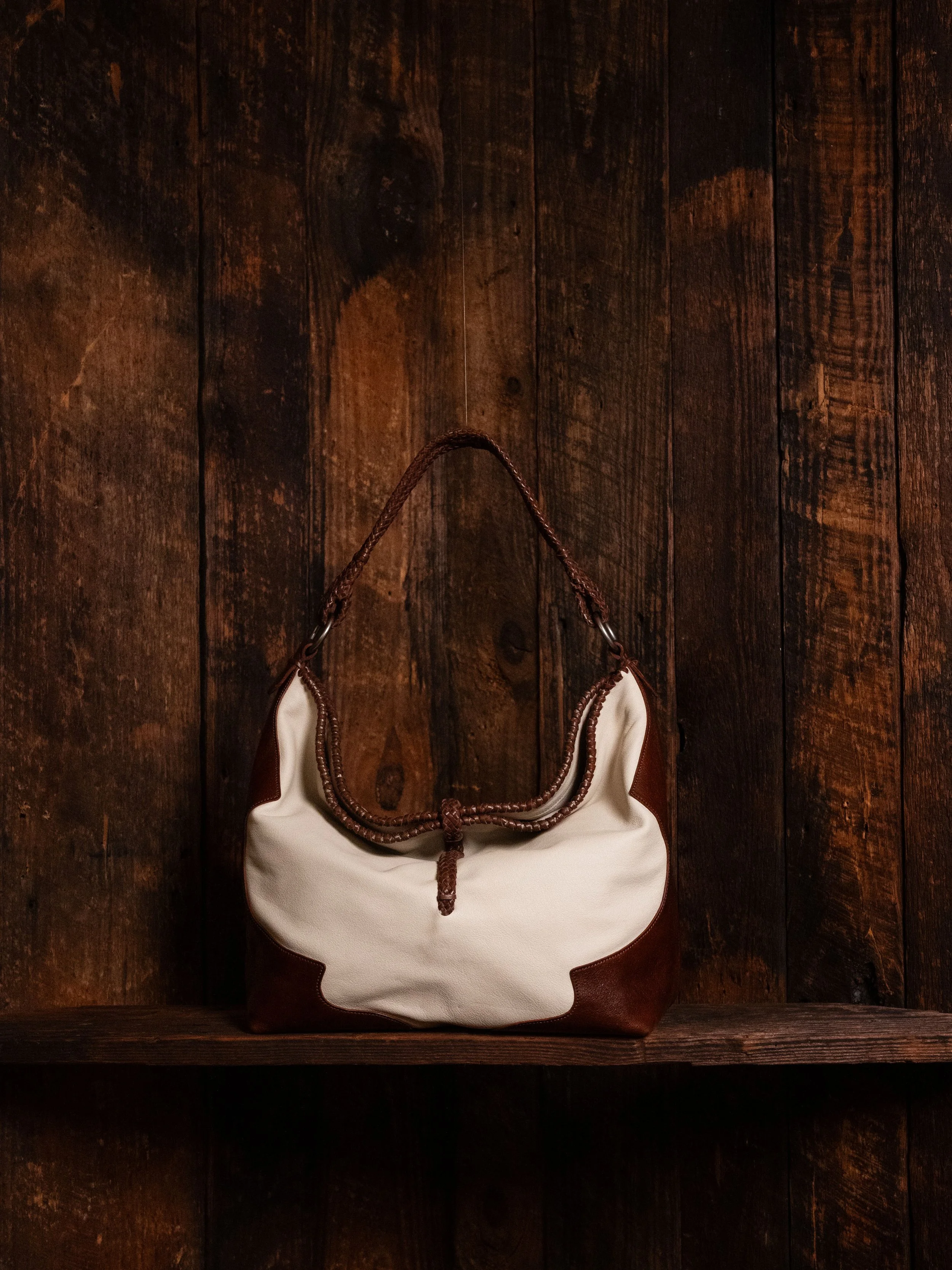 Innana Brown&White Back.jpg