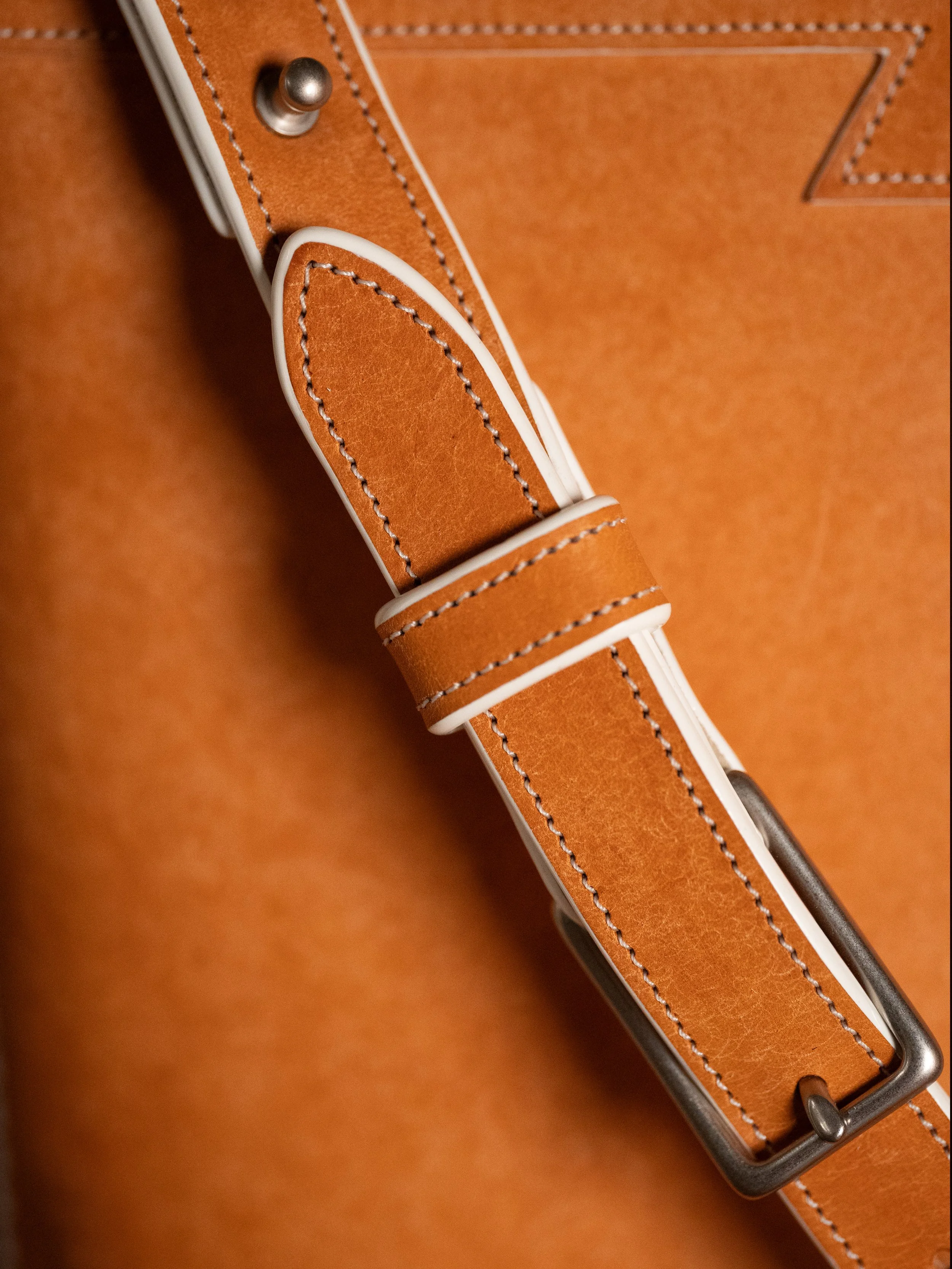 Day Tripper Tan Handle Rectangle.jpg