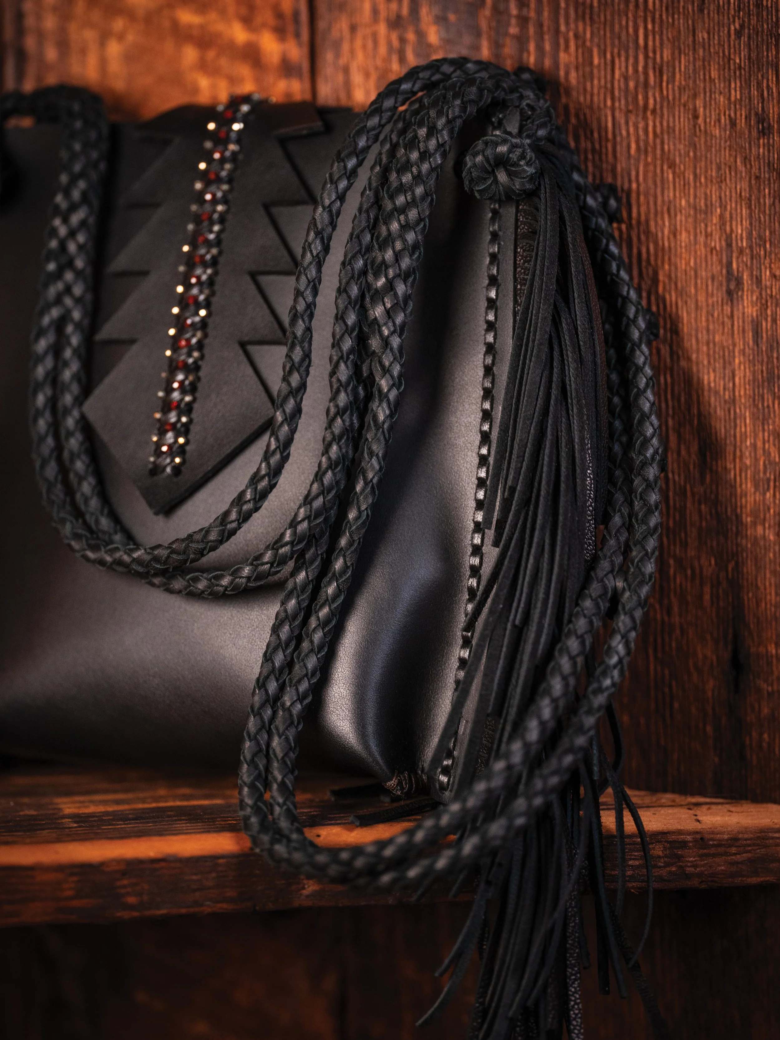 Excalibar Bag Handel Detail.jpg