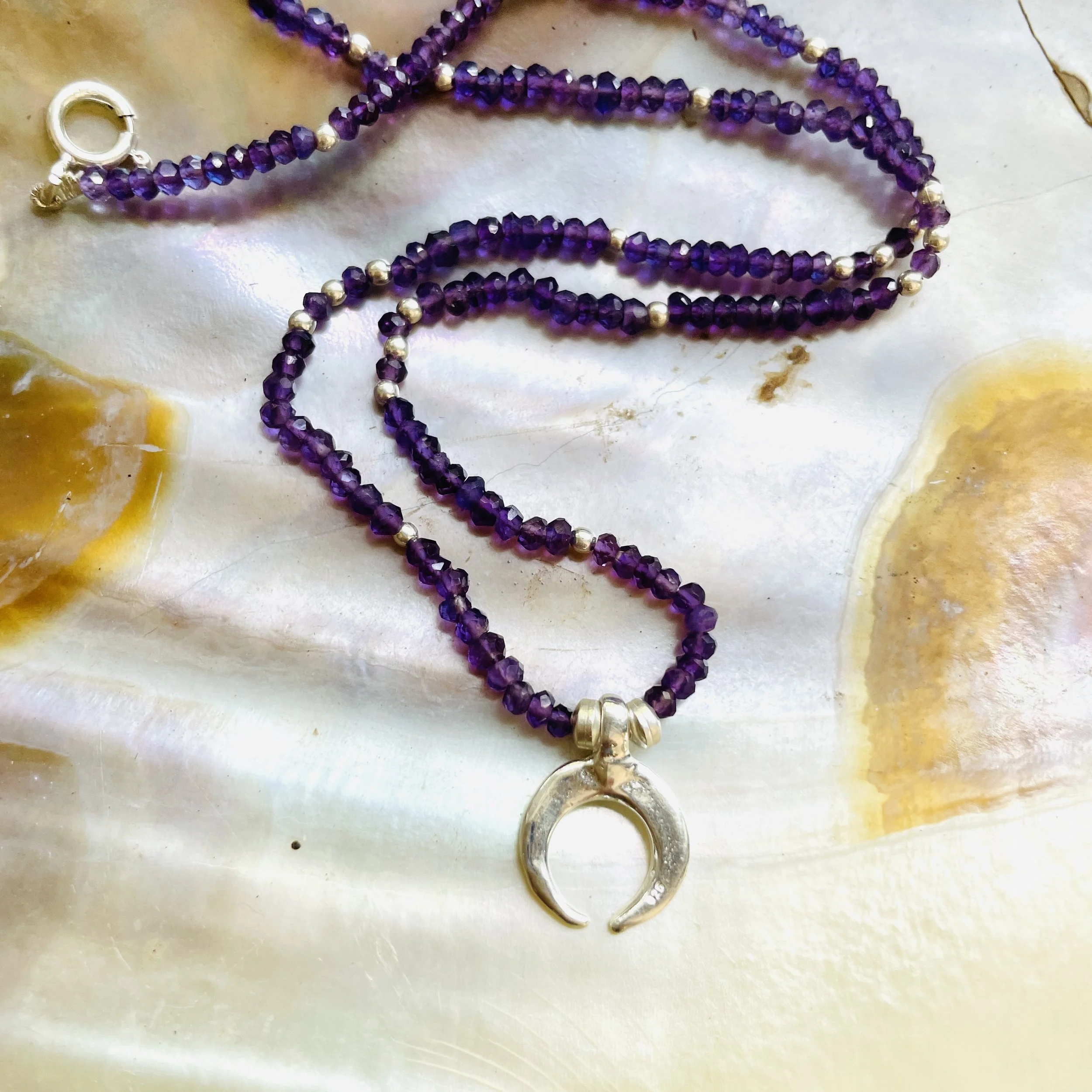 BIRTHSTONE BRACELET AMETHYSTS