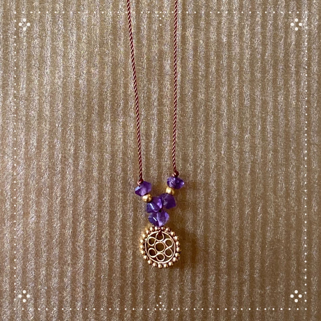 YEMENI WHEEL GEMSTONE NECKLACE