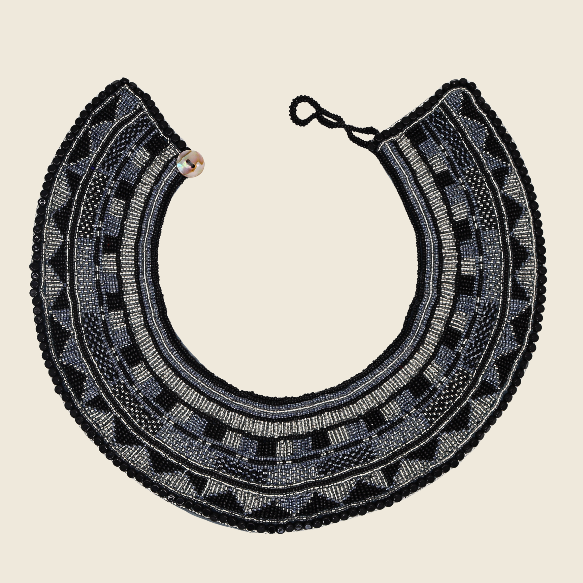 Maasai Beaded Collar Blk.png
