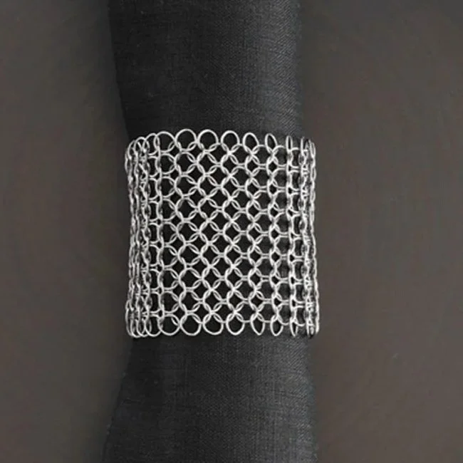 Chilewich – chainmail napkin rings