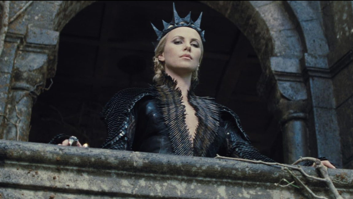 Snow White and the Huntsman (2012)
Three-time Oscar winner Colleen Atwood designed the costumes for Snow White and the Huntsman. They assembled our scales and rings - 16g 5/16" stainless steel rings and small blackened stainless scales.