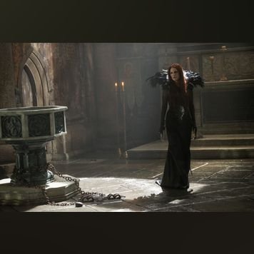 Seventh Son (2016)
Double Vertebra Dress