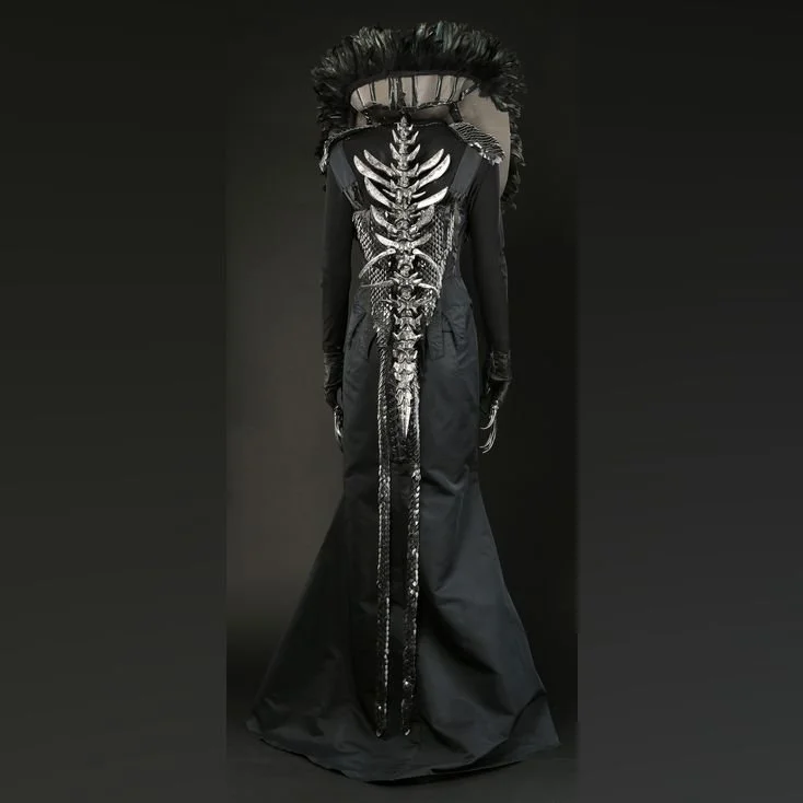 Seventh Son (2016)
Double Vertebra Dress