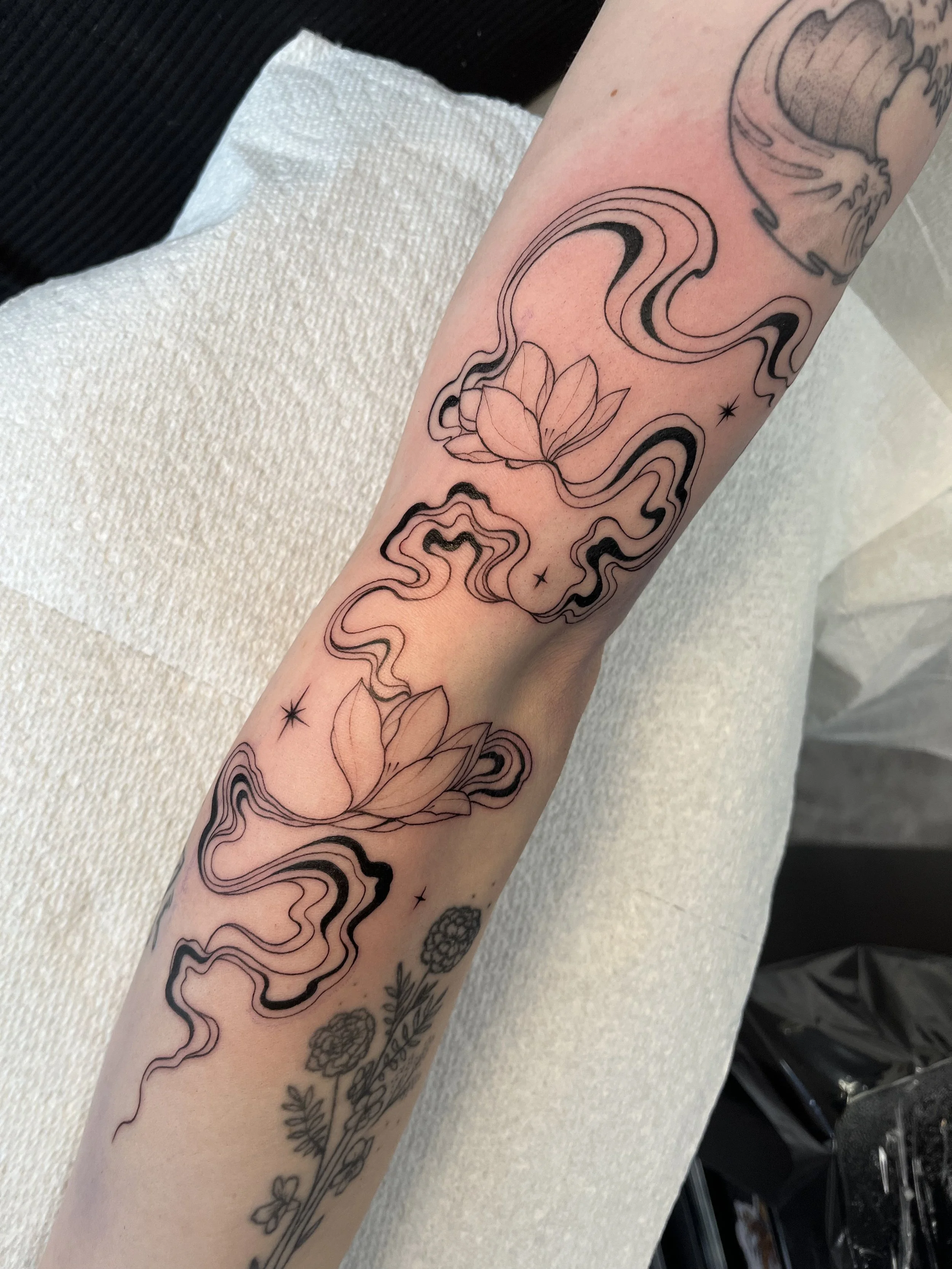 Copy of Squiggle sleeve.jpeg