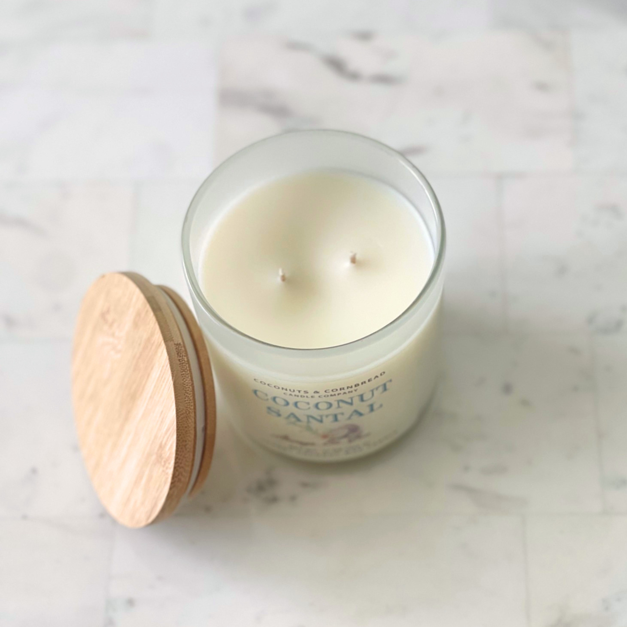 coconut-santal-candle-lid-off.png