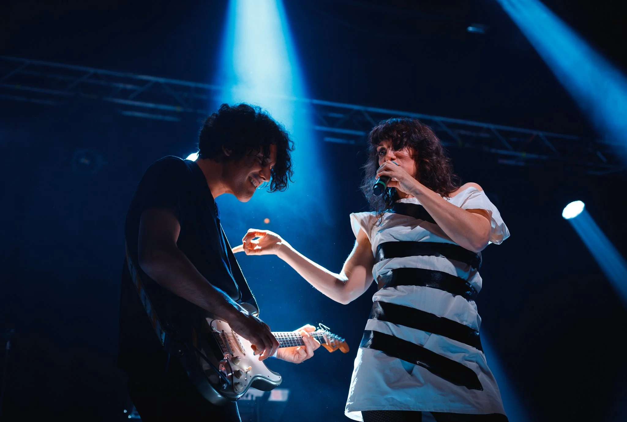 Nouvelle Vague koncerto akimirkos