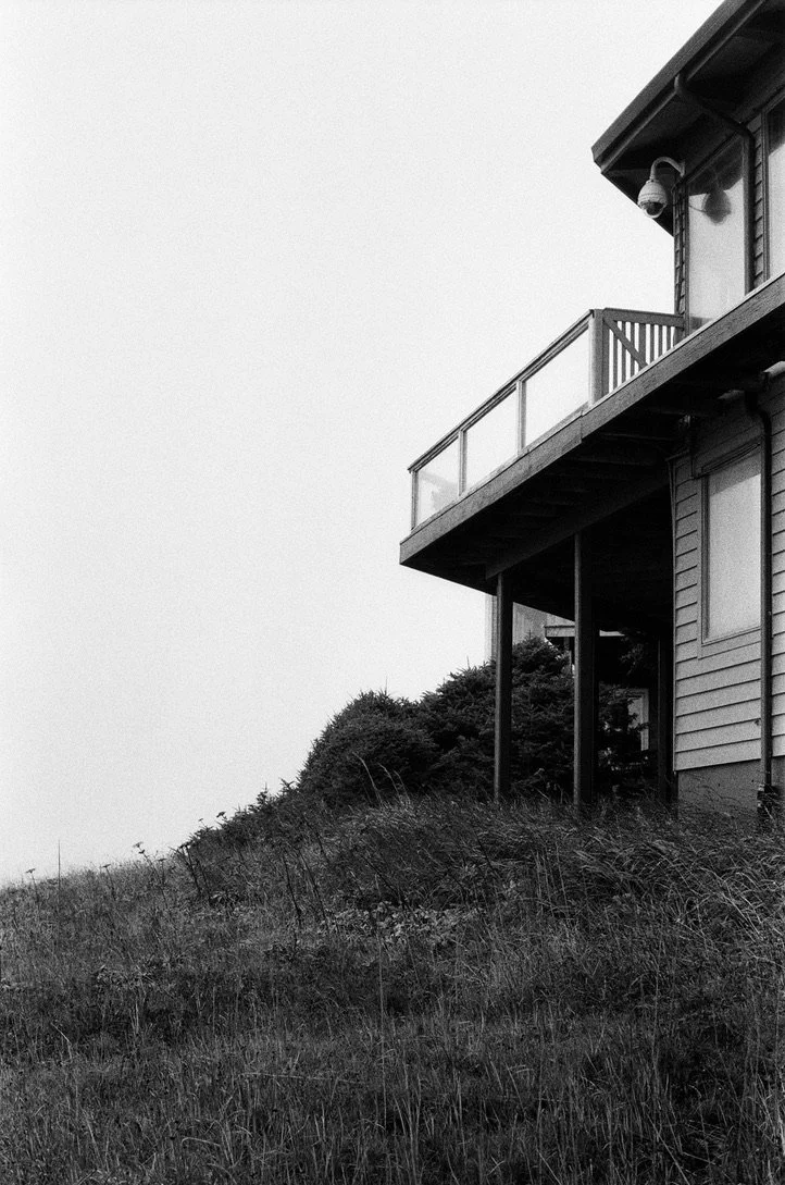 oregon house BW.jpeg