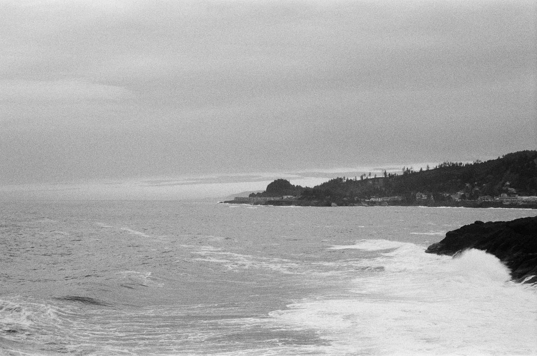 oregon ocean BW.jpeg