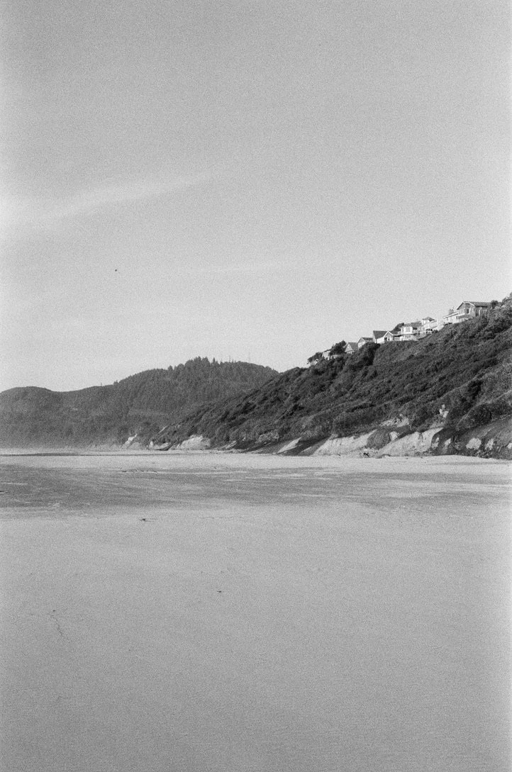 beach oregon BW.jpeg