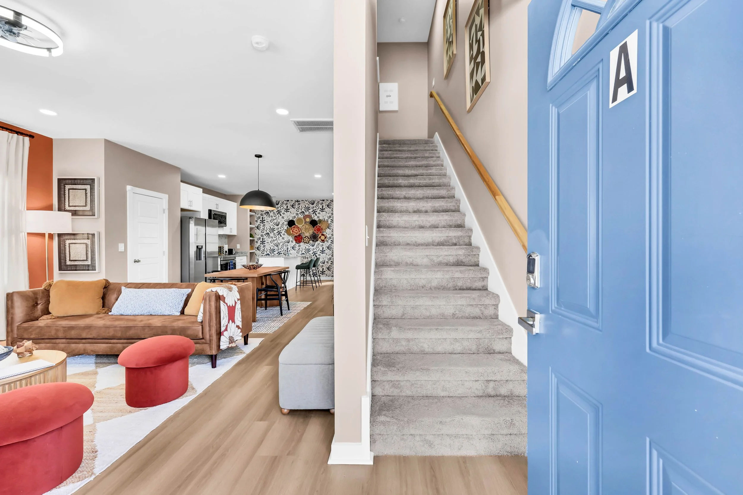 immediate move in furnished rental family sized temporary housing fully stocked home for insurance stays vacation rental Clarksville TN family rental near Fort Campbell