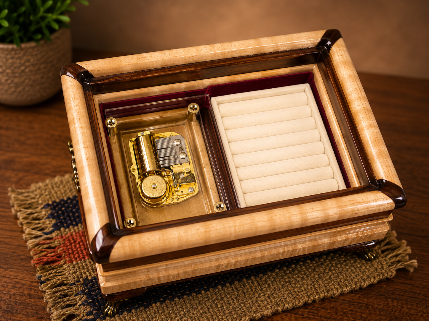 Jewelry Music Box inside view.png