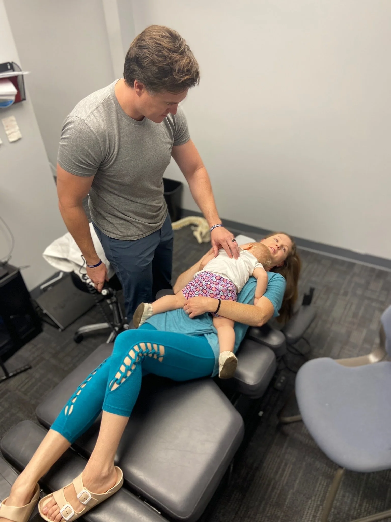 dr-garrett-mom-baby-adjustment-liberty-mo.jpg