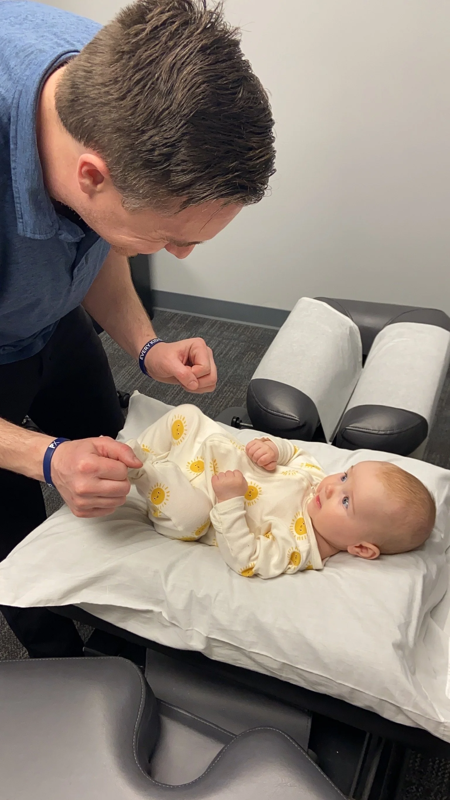 dr-garrett-infant-adjustment-liberty-mo.jpg