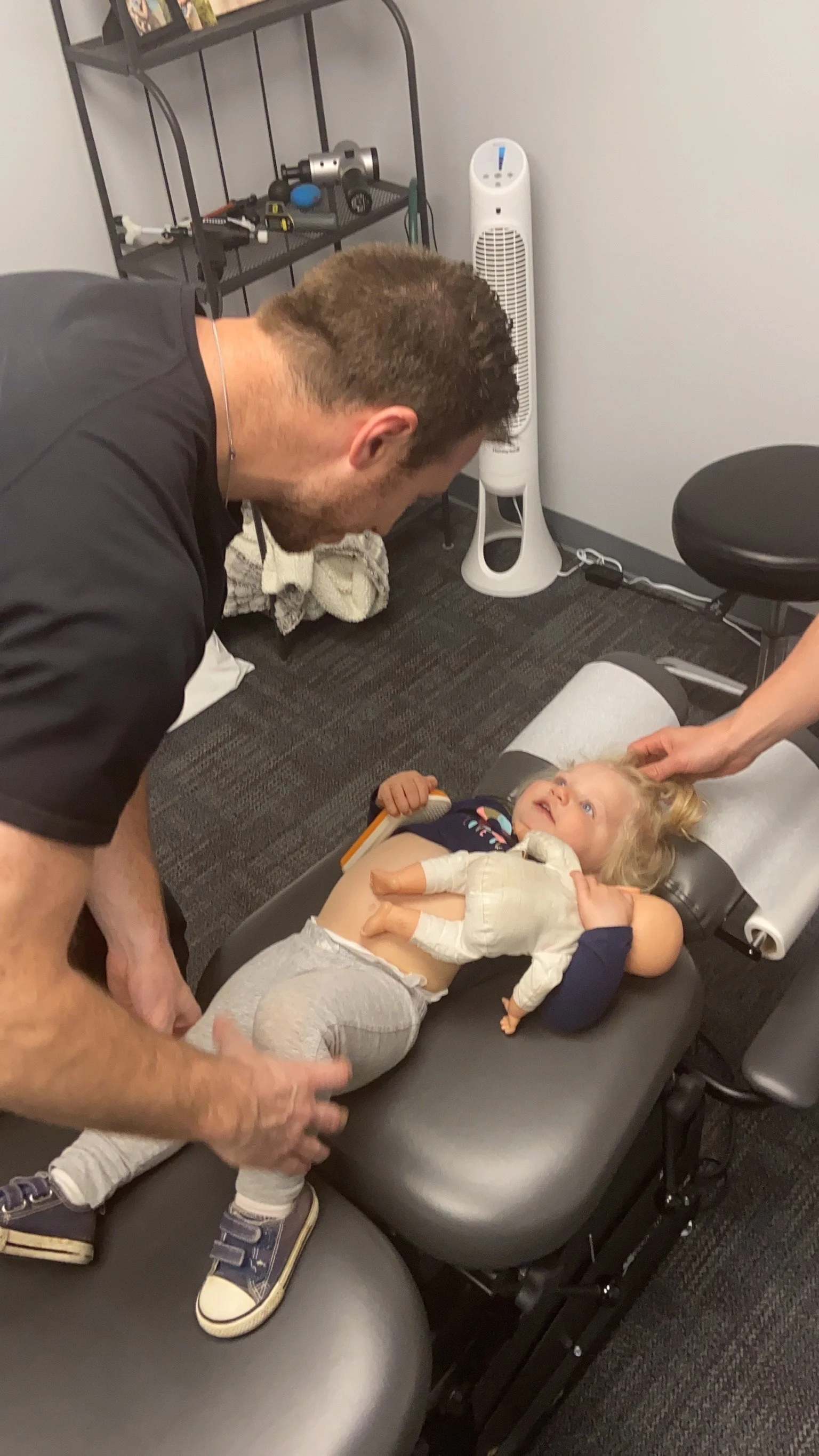 dr-jon-toddler-treatment-room-liberty-mo.jpg