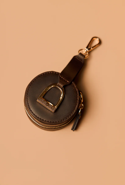 Stirrup accessory keeper havana.png