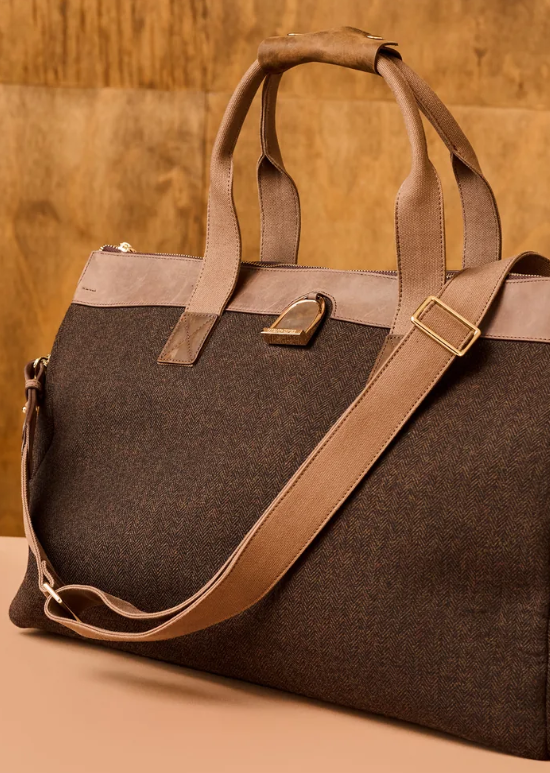 brindle tween weekender bag2.png