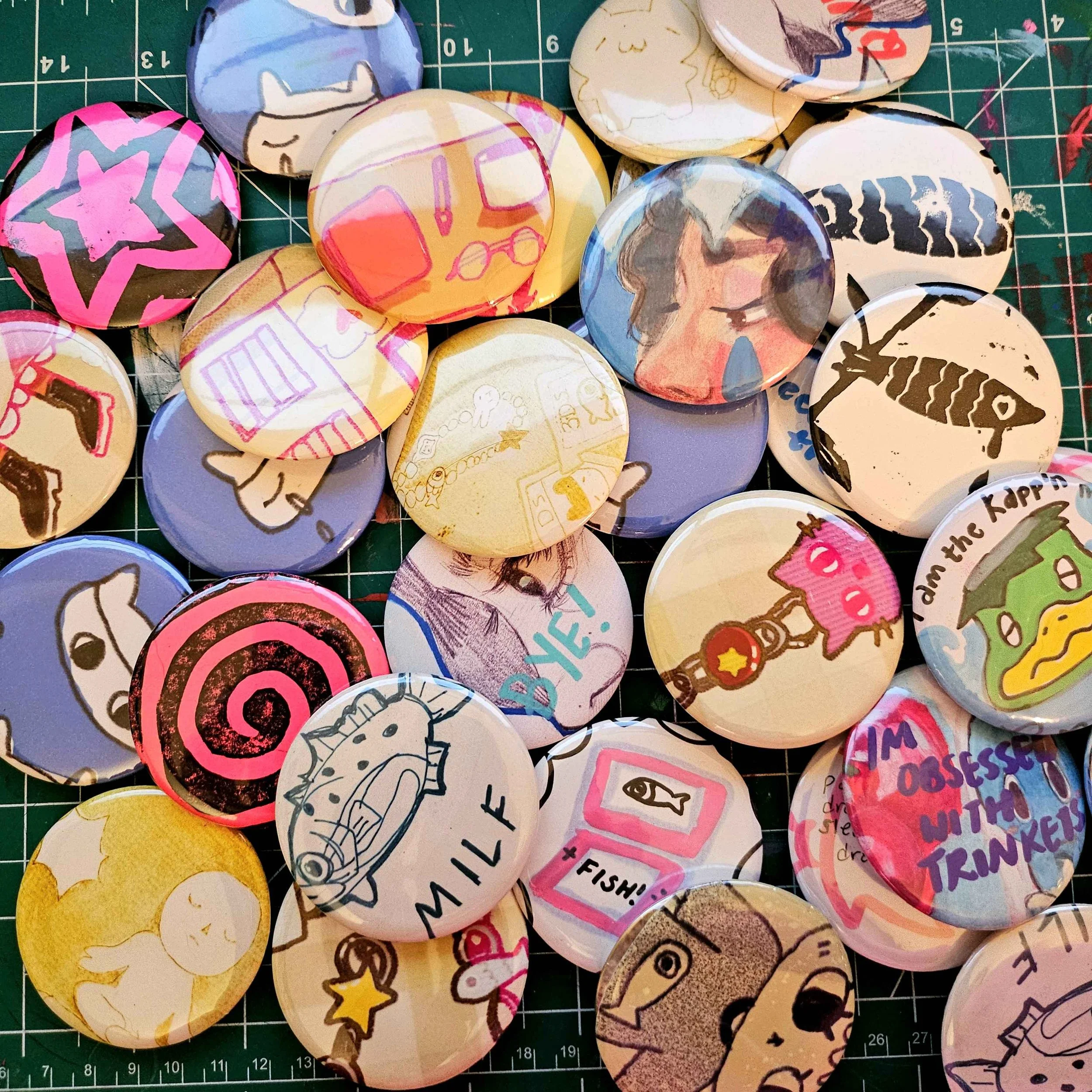 pack of 5 misprint buttons