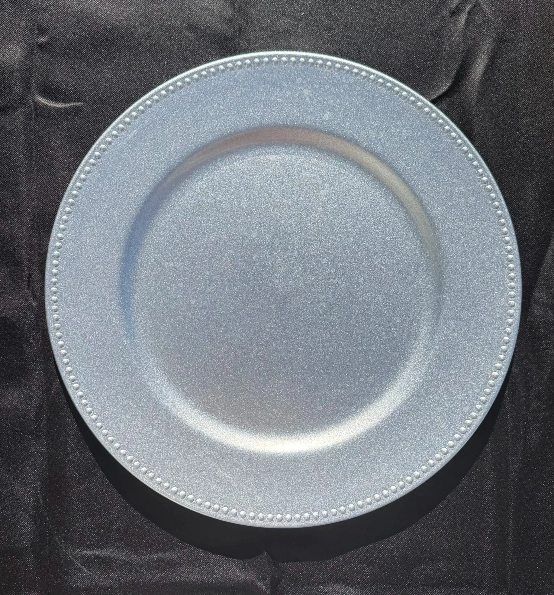 Silver Chargers
Pickup or Delivery — $1 each

(delivery fee based on mileage)