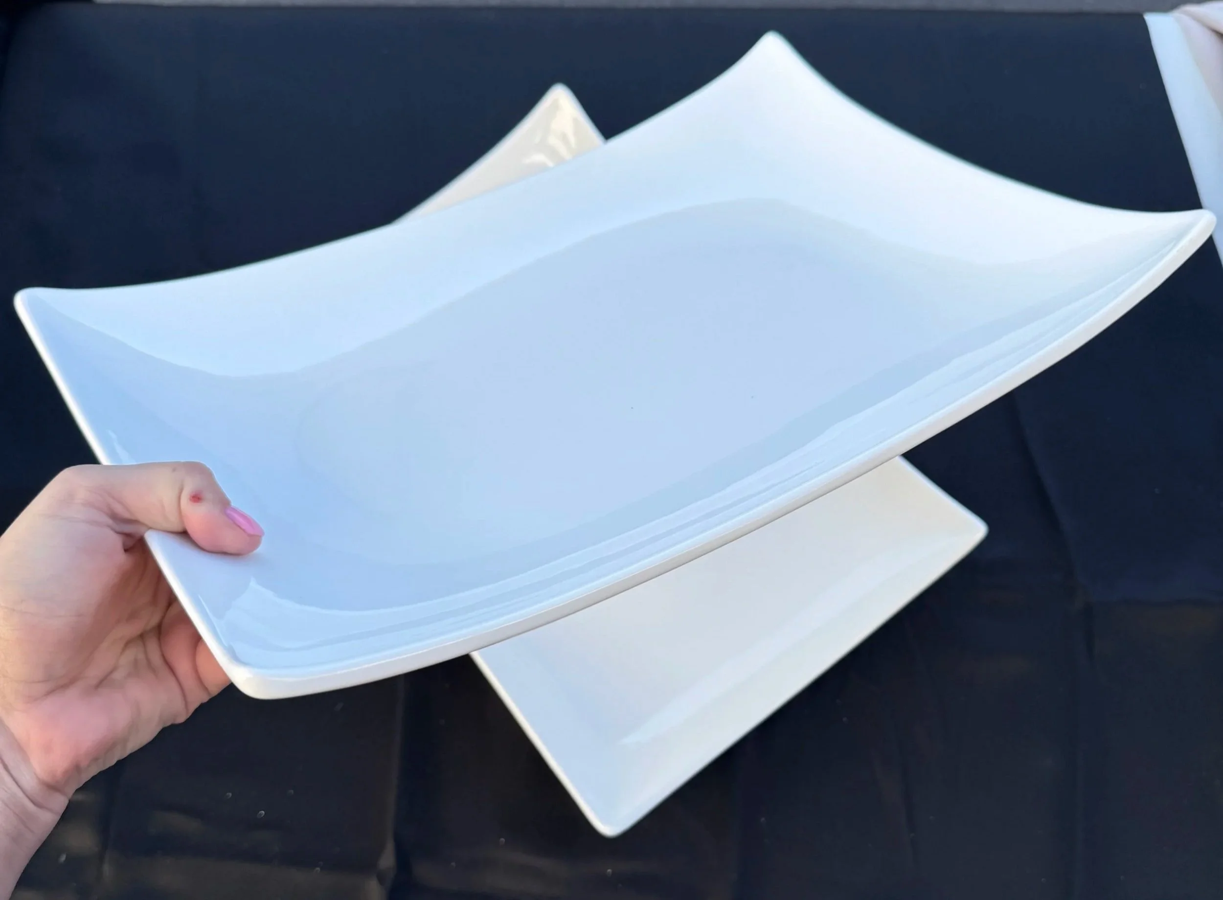 Glass White Trays
Pickup or Delivery — $5 each

(ideal for dessert displays or decorative styling - delivery fee based on mileage)