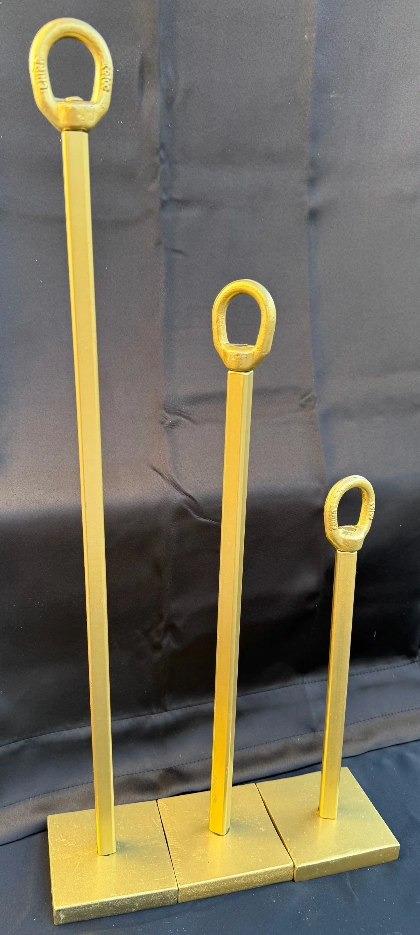 Party Post Banner Stands (Gold)
Pickup or Delivery — $10–$15 per set

(available in 12", 18", and 24" heights - delivery fee based on mileage)