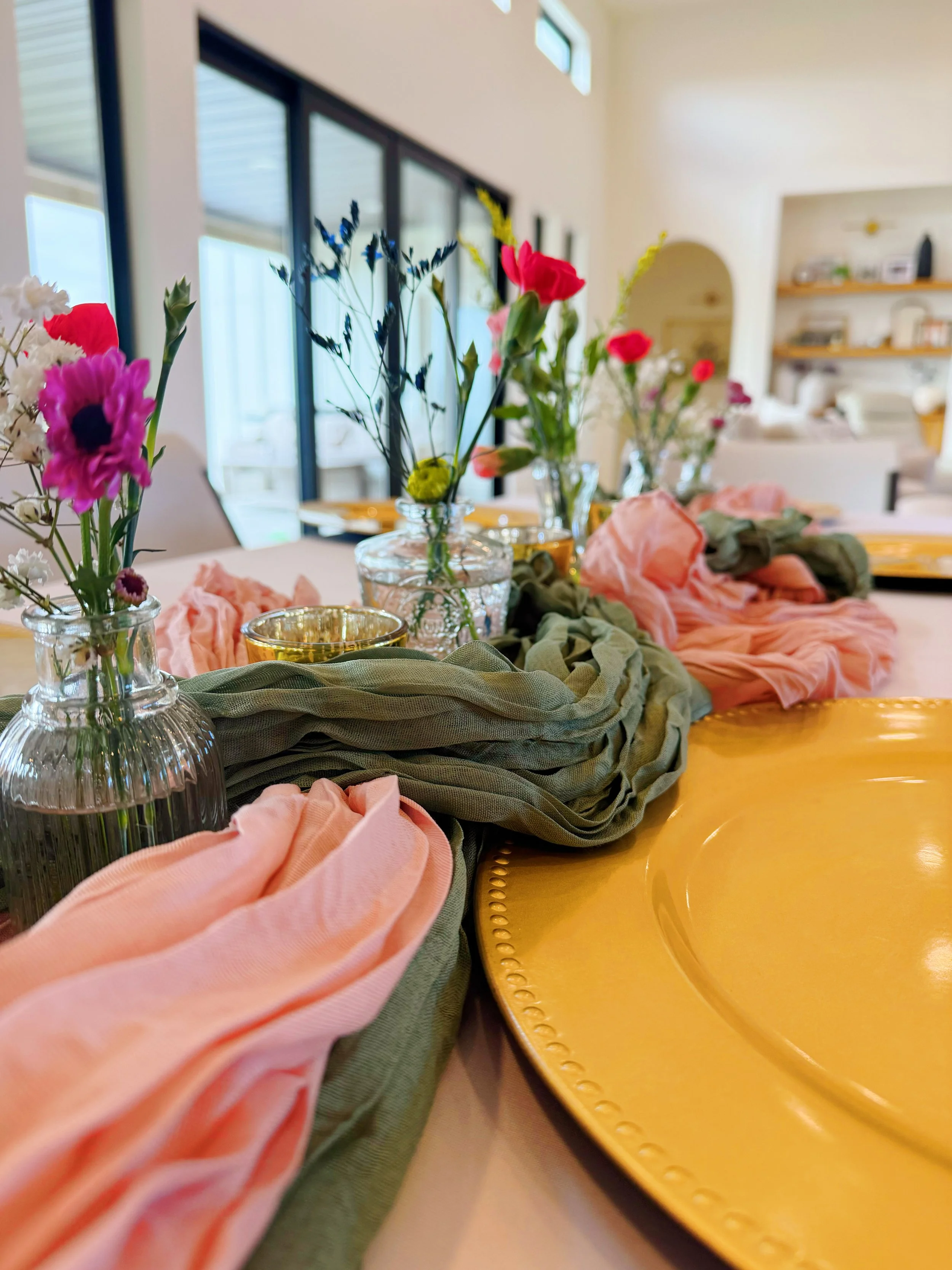 Low Tablescape 2.JPG